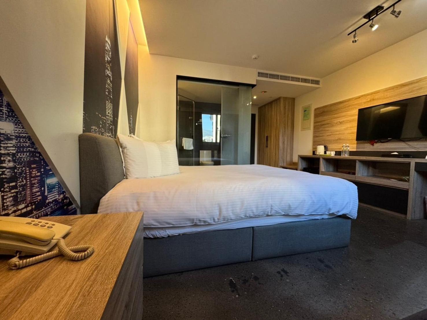 פולי Travel Light Hotel מראה חיצוני תמונה