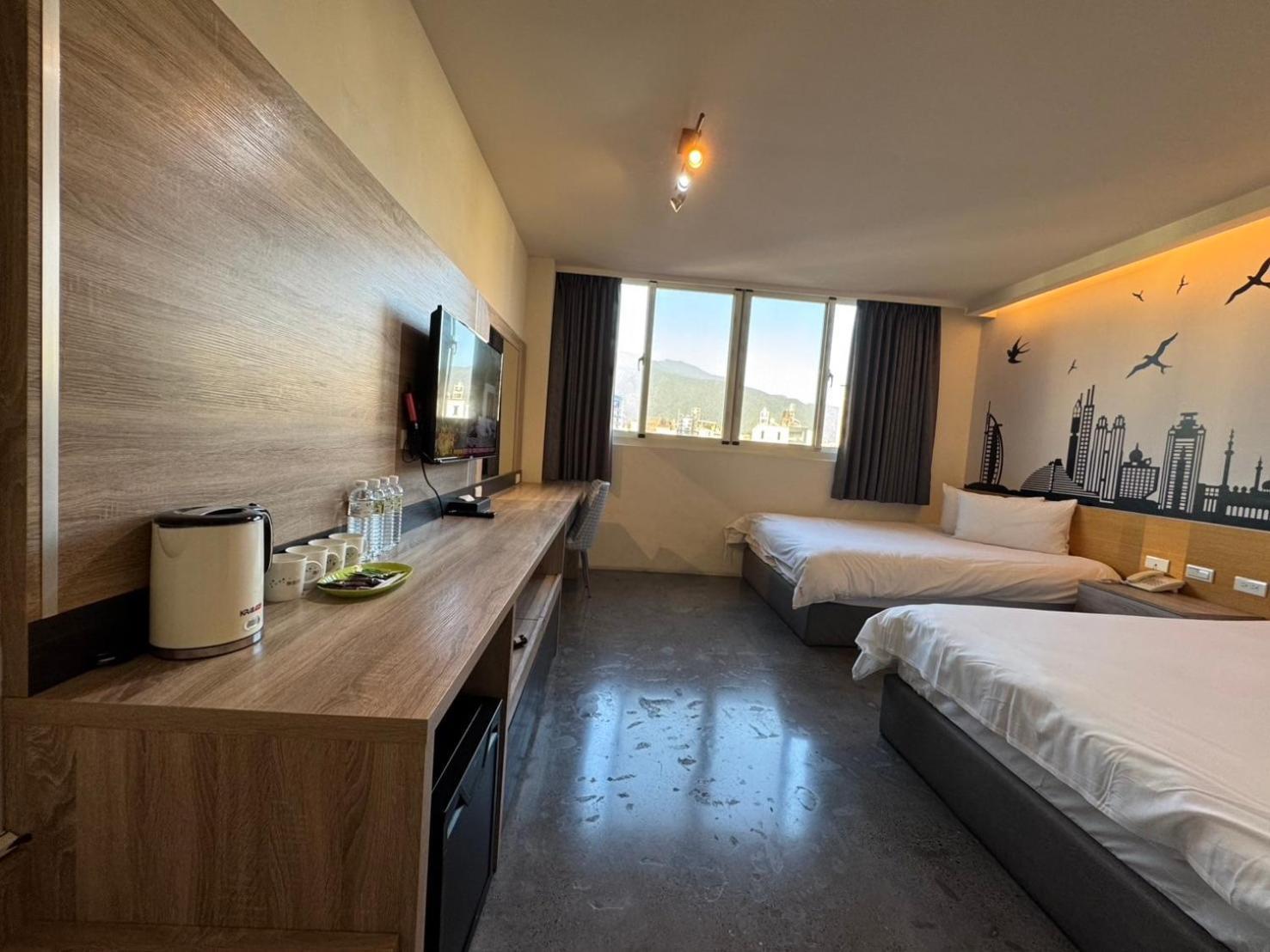 פולי Travel Light Hotel מראה חיצוני תמונה
