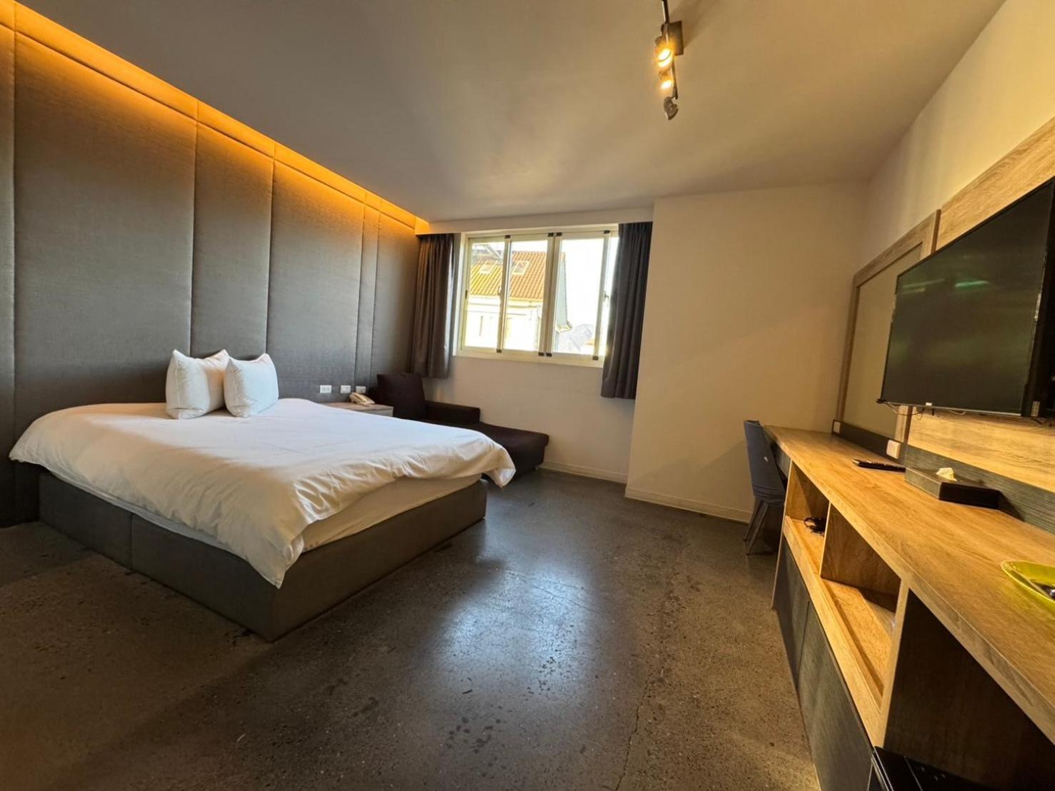 פולי Travel Light Hotel מראה חיצוני תמונה